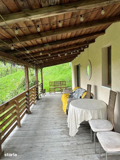 Casă cu 5 camere cu Teren 3029 Mp în Drajna