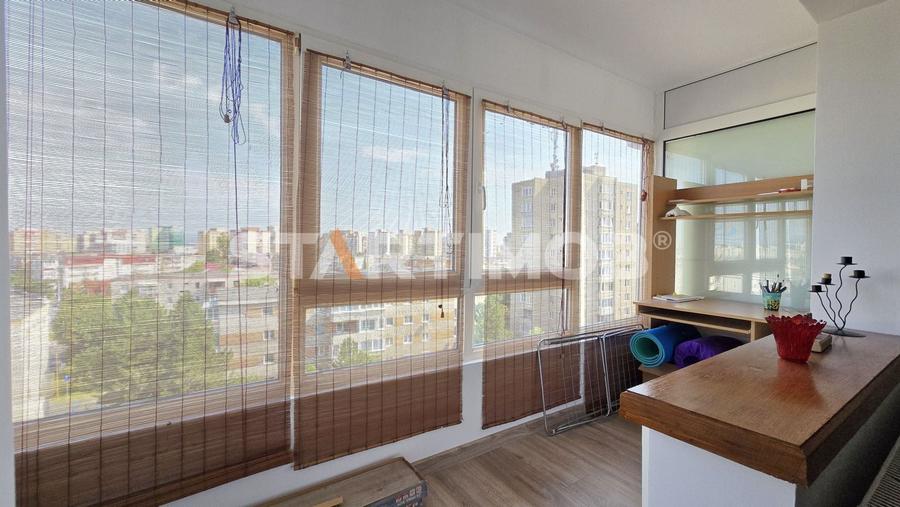 Apartament cu 2 camere decomandat în Județean
