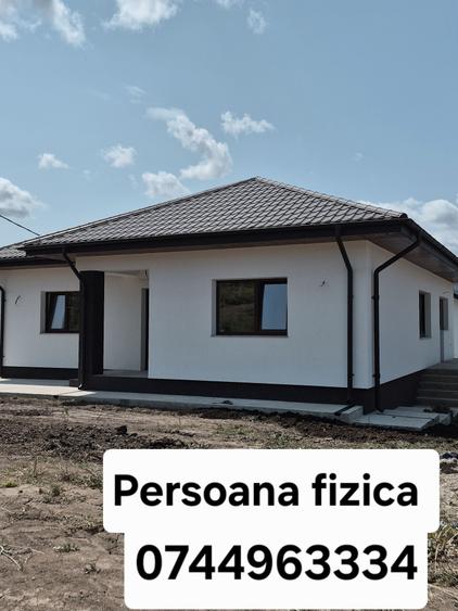 Casă cu 3 camere în Tomești