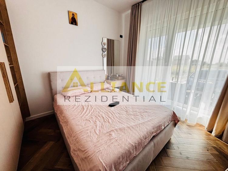 Casă individuală cu 4 camere cu Canalizare în Berceni