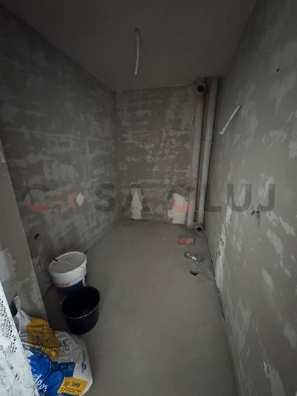 Etaj Intermediar, 2 balcoane, bloc 2025 - Sopor - 6