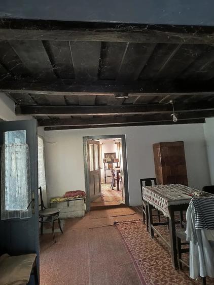 Casă cu Teren 31 Mp în Central