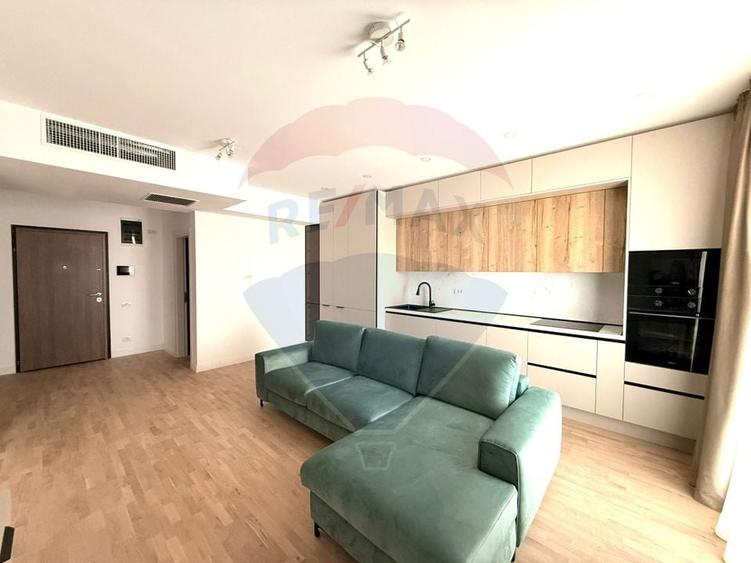 Apartament cu 2 camere semidecomandat în Pipera