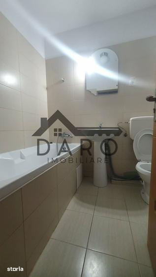 Apartament cu 3 camere decomandat în 22 Decembrie 1989