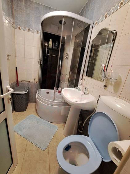 Apartament cu 2 camere semidecomandat în Micro 19