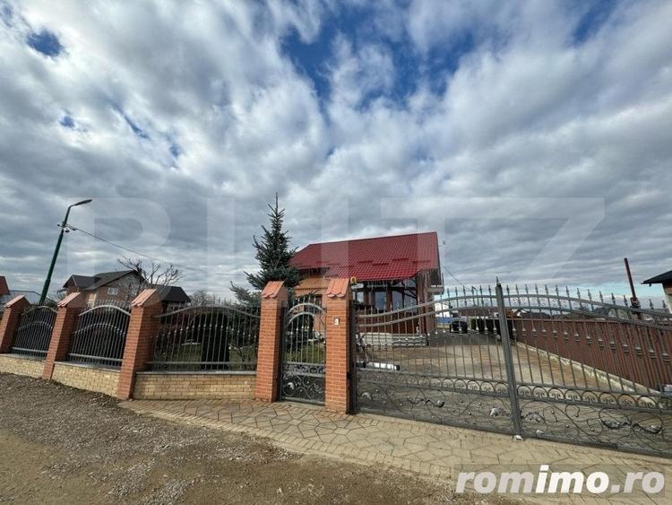 Casă cu 5 camere cu Teren 1000 Mp în Marginea