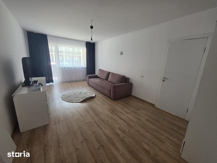Apartament cu 2 camere decomandat în Sânpetru