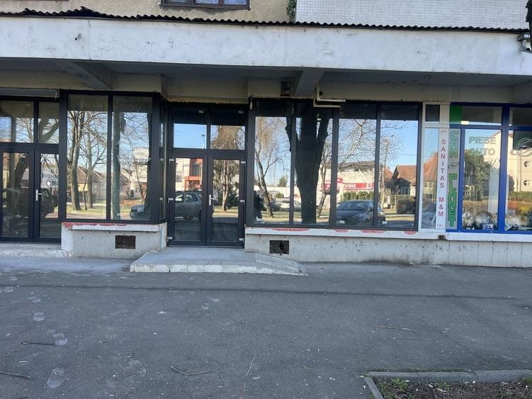 Spațiu comercial, de 88 mp, în Cloșca