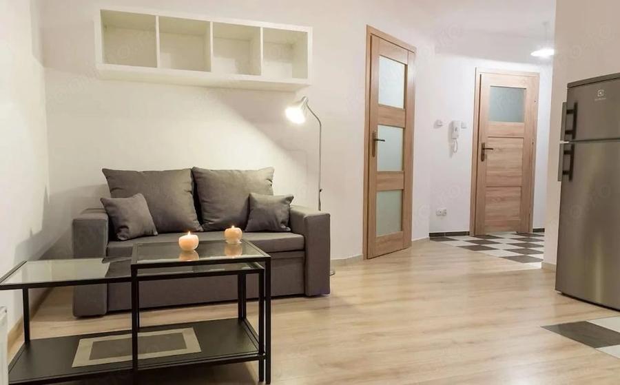 Apartament cu 2 camere semidecomandat în Virtuții