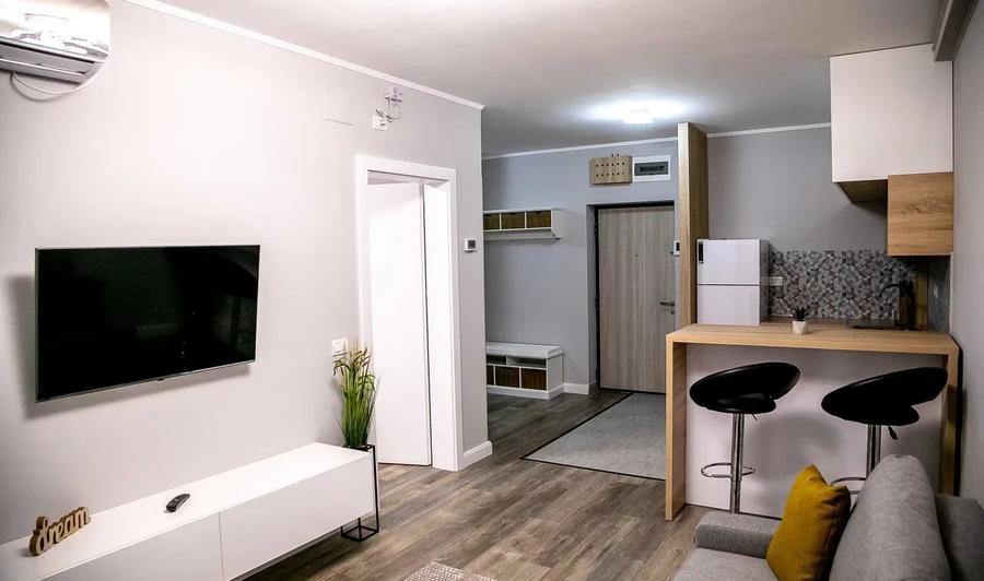 Apartament cu 2 camere decomandat, mobilat în Tomis Nord