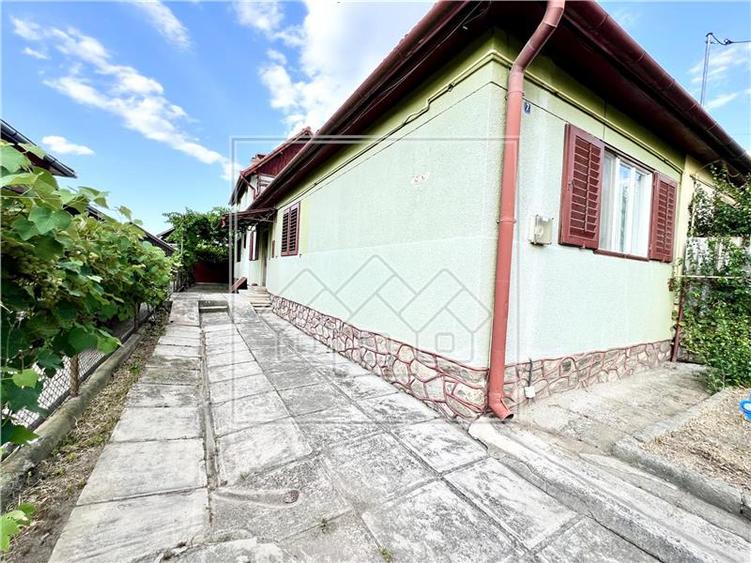 Duplex cu 4 camere cu Teren 320 Mp în Lazaret