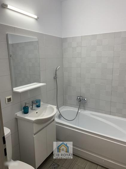 Apartament cu 2 camere decomandat în Militari
