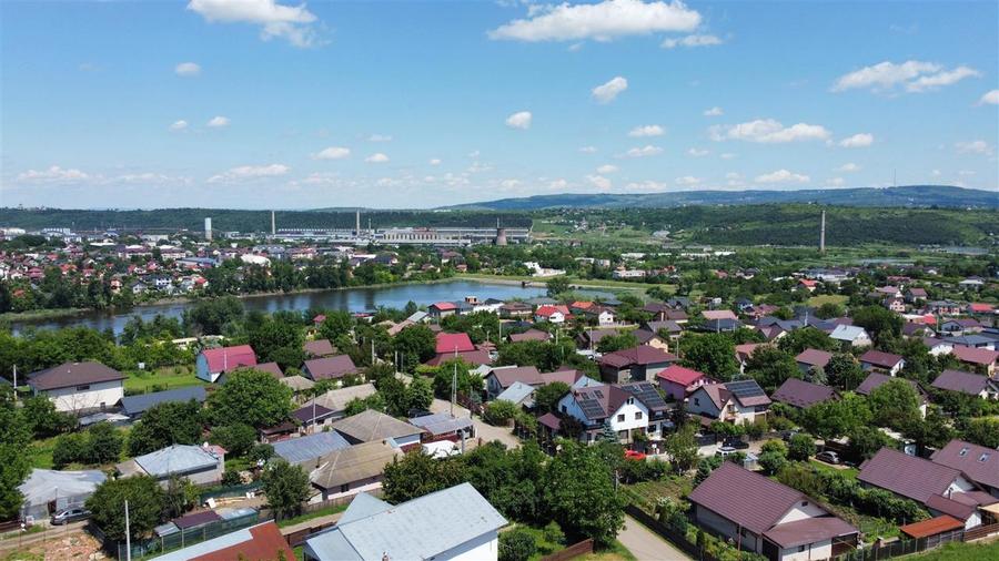 Teren intravilan de 10000 mp, în Miroslava
