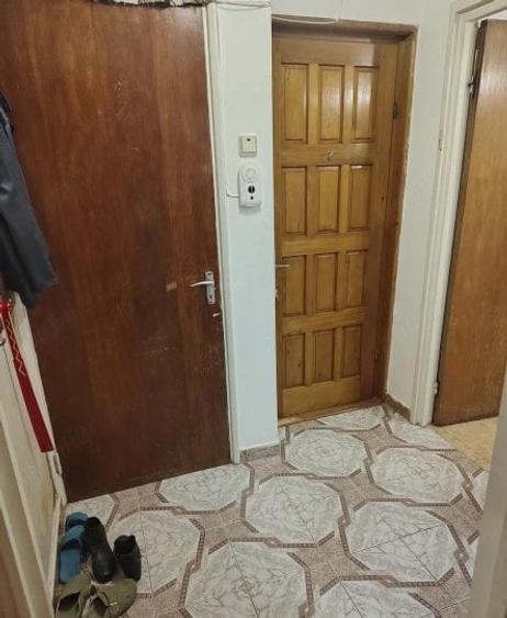 Apartament cu 2 camere decomandat în Drumul Taberei
