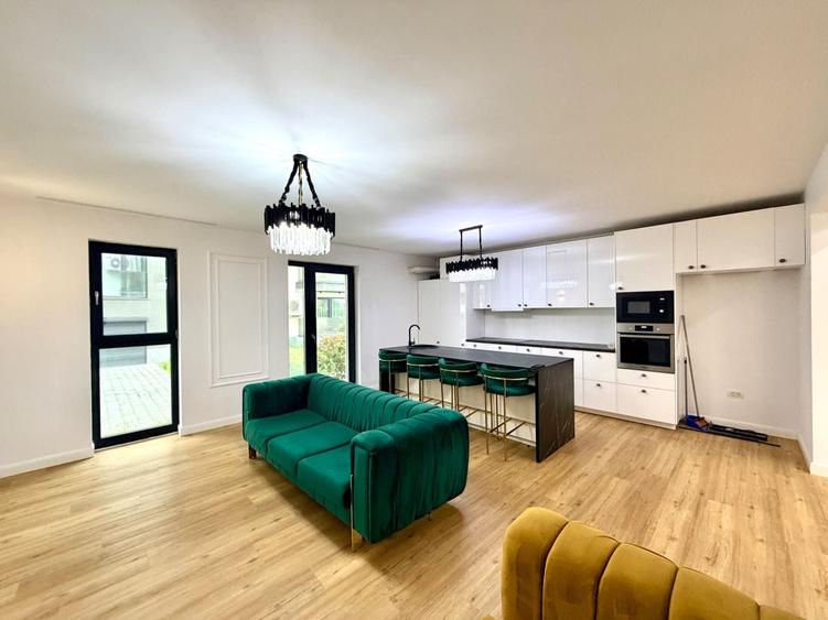 Apartament cu 3 camere decomandat în Albert