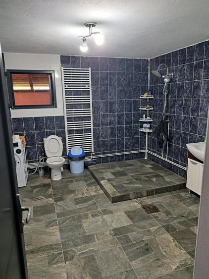 Casă cu 4 camere cu Teren 303 Mp în Bascov