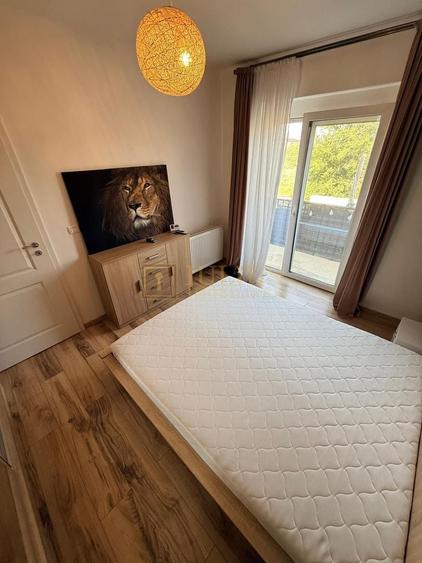Apartament cu 2 camere decomandat, mobilat în Dumbrăvița