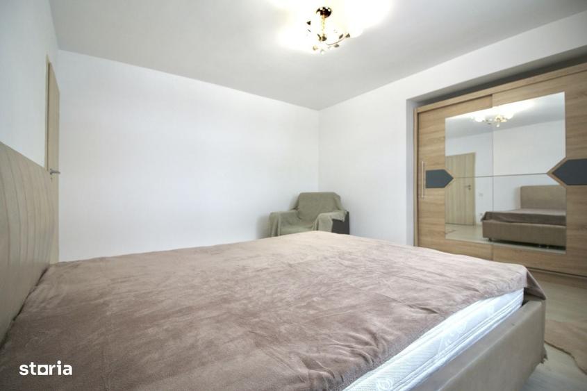 Apartament cu 2 camere decomandat în Roșu