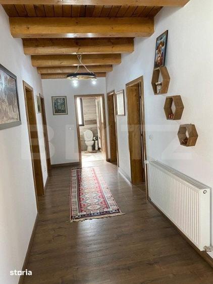 Casă cu 5 camere cu Teren 900 Mp în Central
