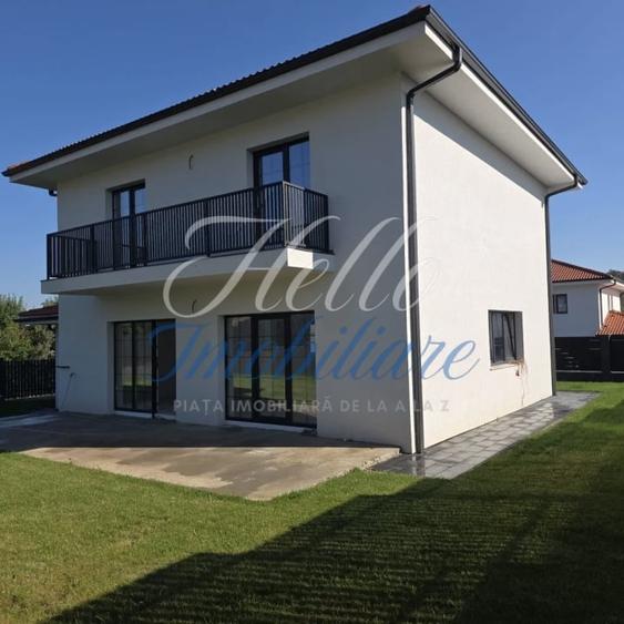 Casă individuală cu 4 camere cu Canalizare în Chinteni