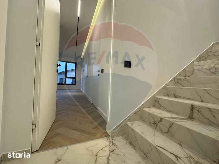 Casă cu 5 camere cu Teren 450 Mp în Tunari