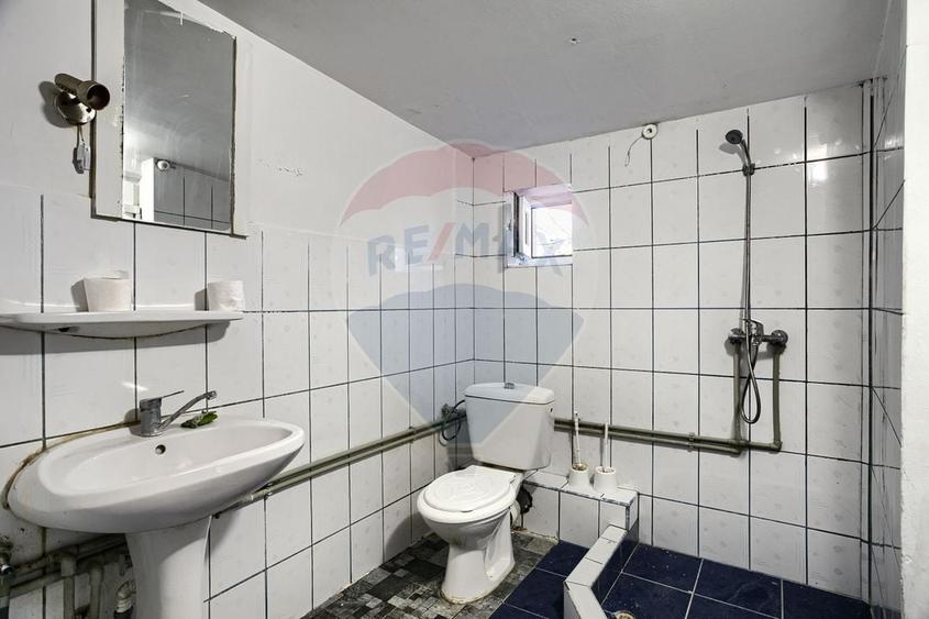 Casă individuală cu 6 camere cu Teren 450 Mp în Aurel Vlaicu