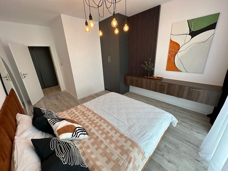 Apartament cu 2 camere decomandat, mobilat în Aradului