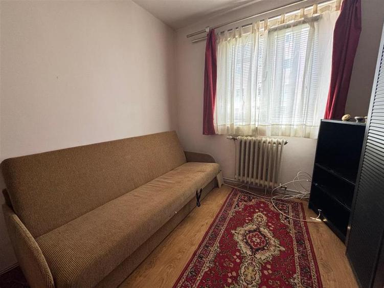Apartament 2 camere cu balcon zona Cedonia - 3