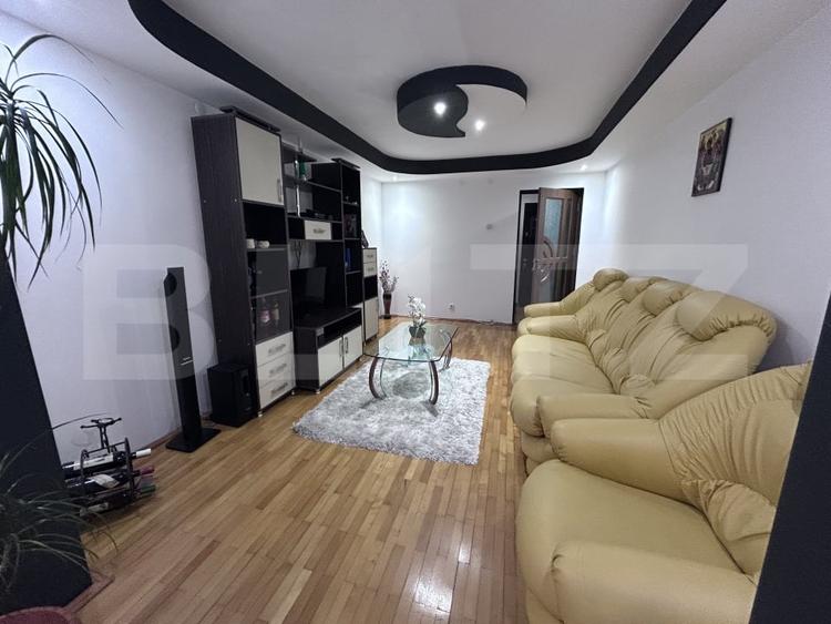 Apartament 3 camere, 68 mp, zona 9 Mai - Aleea Teilor - 1