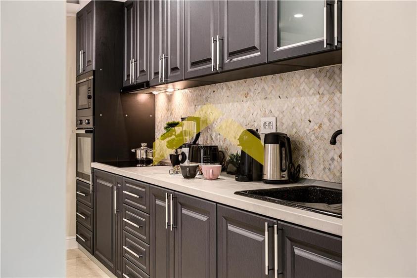 Apartament cu 2 camere semidecomandat, mobilat în Podgoria