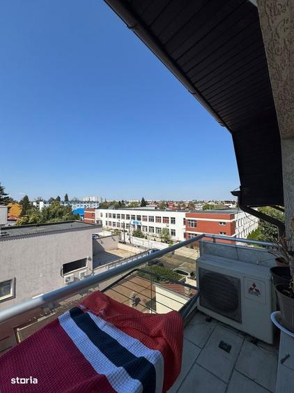 Apartament cu 3 camere decomandat în Mărgeanului