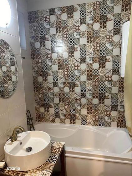 Apartament cu 3 camere, mobilat în Central