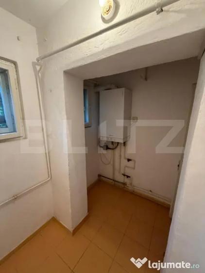 Apartament cu 2 camere decomandat în Calea București