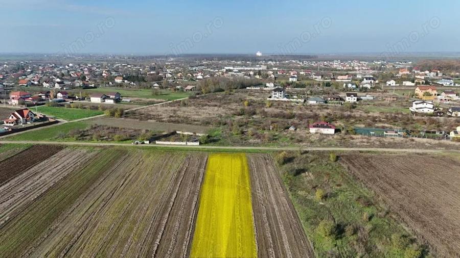 Teren de 10000 mp, în Gulia