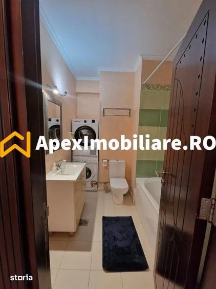 Apartament cu 2 camere semidecomandat în Centrul Civic