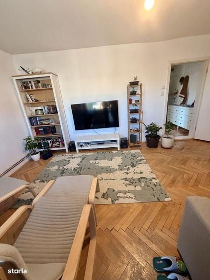Apartament cu 2 camere decomandat în Central