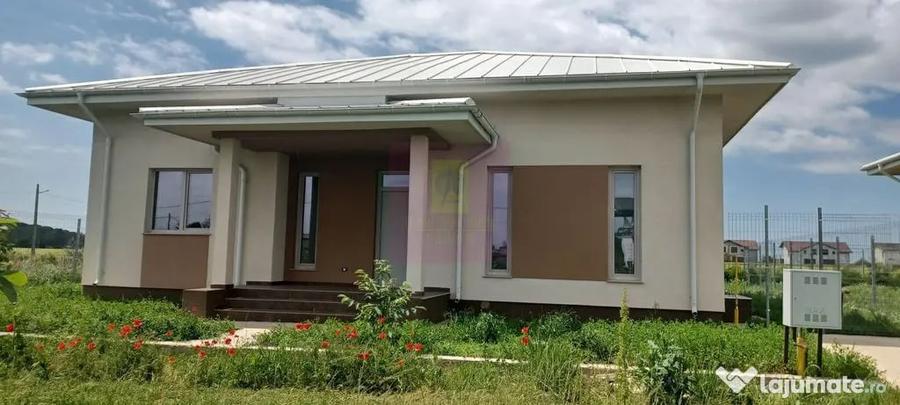 Gulia, casa noua parter 4 camere, curte 514 mp - 2