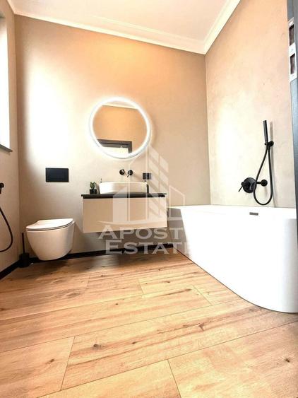 Apartament cu 4 camere semidecomandat, mobilat în Dumbrăvița