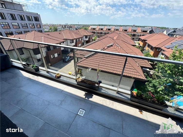 Apartament cu 3 camere în Central — fotografia 1