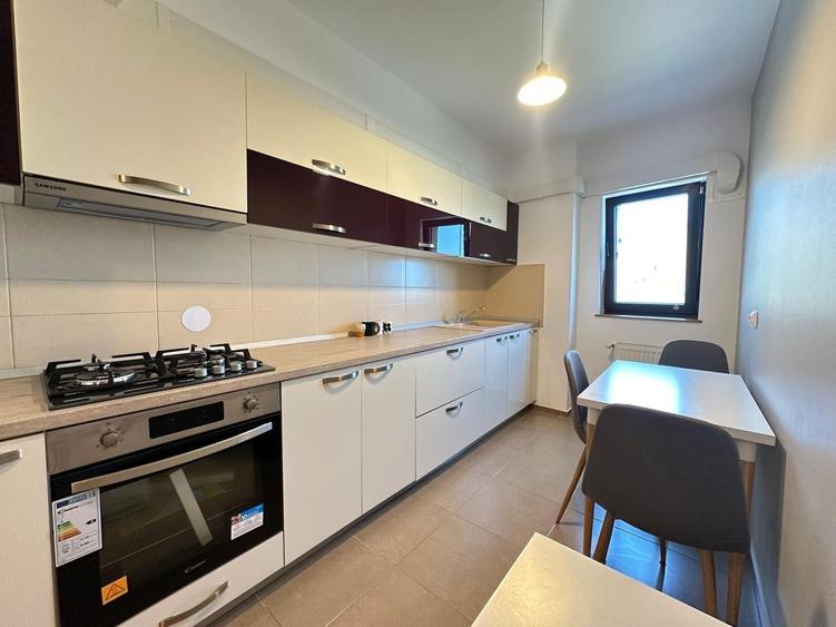 Apartament cu 2 camere decomandat în Centrul Civic