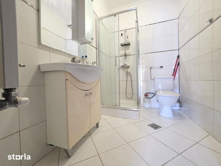 Apartament cu 3 camere în Băneasa