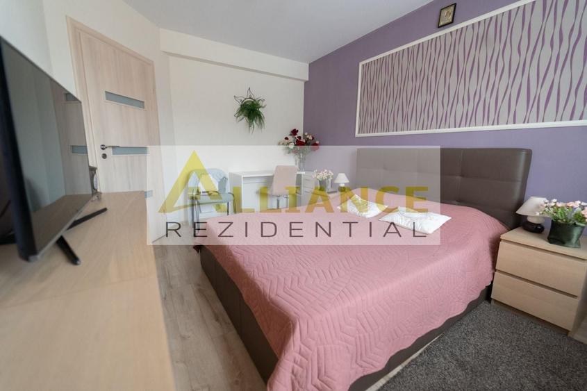 Casă individuală cu 4 camere cu Canalizare în Central
