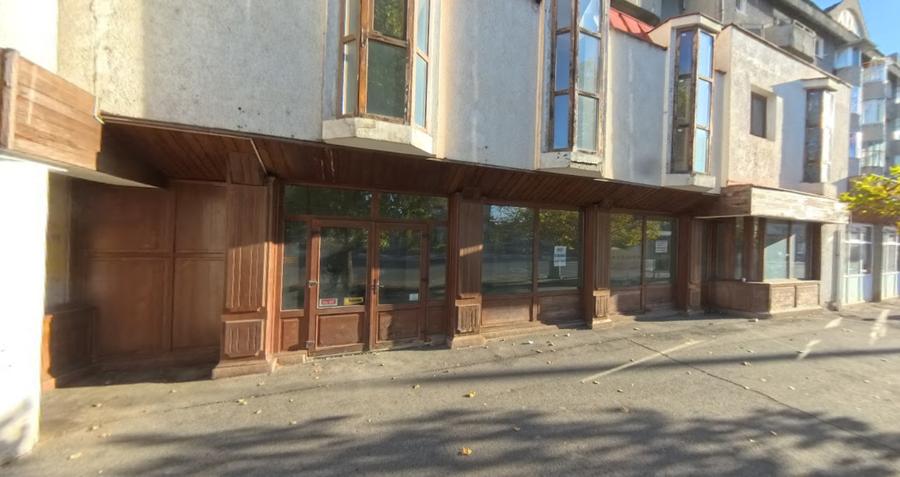Spațiu comercial, de 237.30000305176 mp, în Turnișor