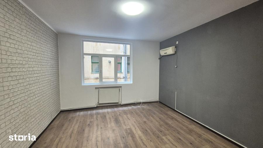 Apartament cu 3 camere în Centrul Istoric