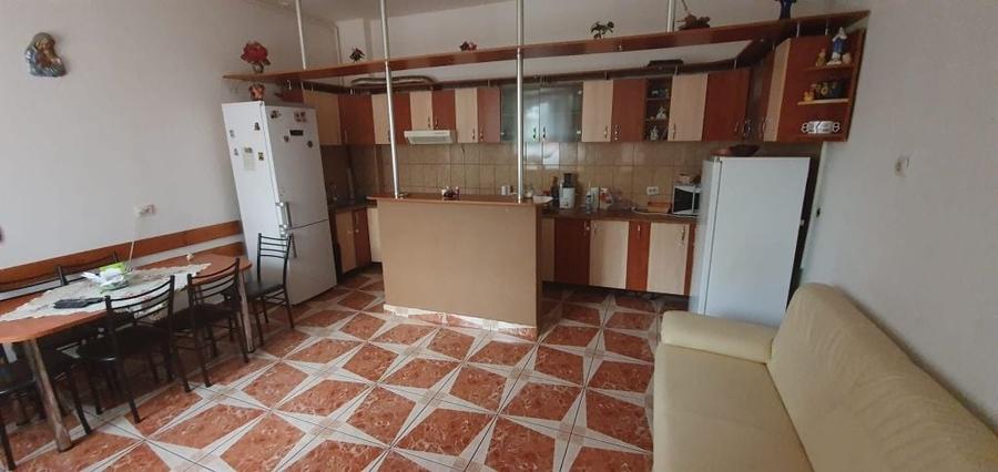Casă cu 3 camere cu Teren 300 Mp în Lazaret