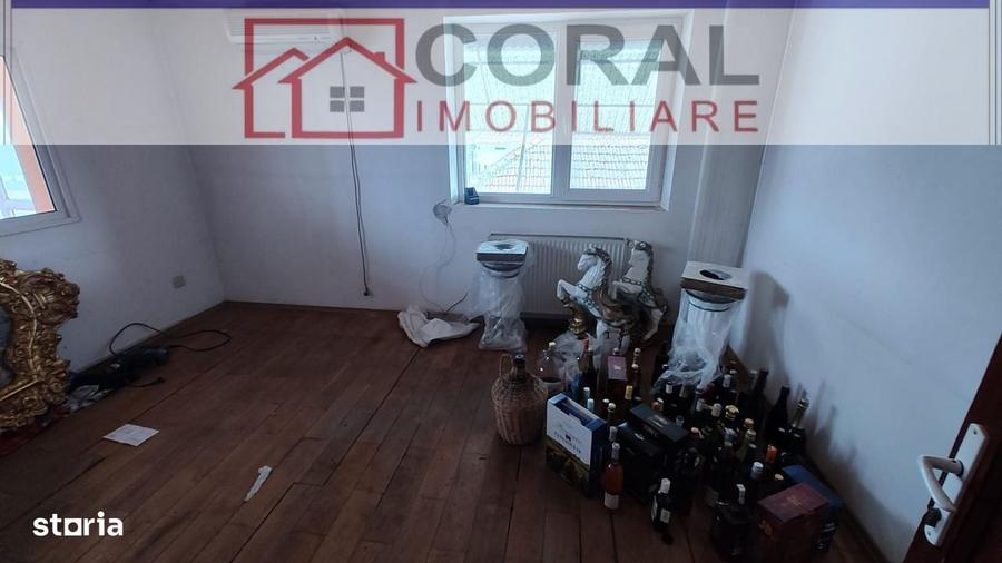 De vanzare proprietate, zona Ady Endre - 8