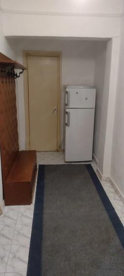 Apartament cu 2 camere semidecomandat în Micro 3