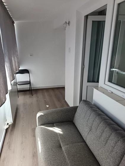 Garsonieră decomandată în Micro 14