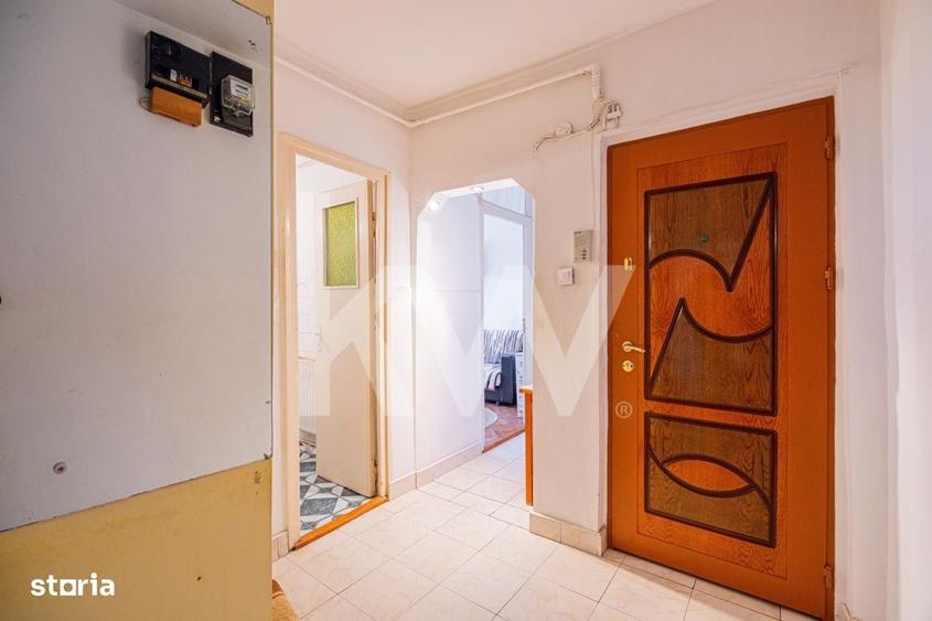 Apartament cu 3 camere decomandat în Central