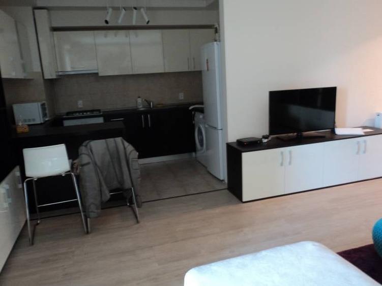 Apartament cu 2 camere semidecomandat în Dorobanți
